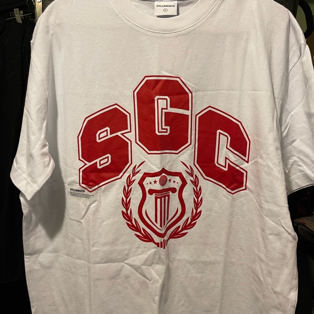 STUDENTS White Crew Neck Tee NWT Size Medium Unisex